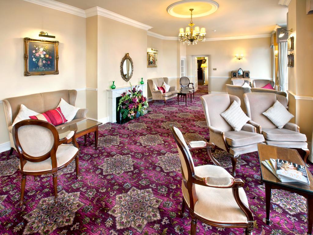 Kingsway Hotel. Кліторпс Екстер'єр фото